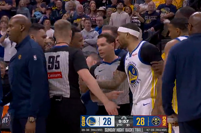 掘金勇士第二节爆发激烈冲突 三名球员被技术犯