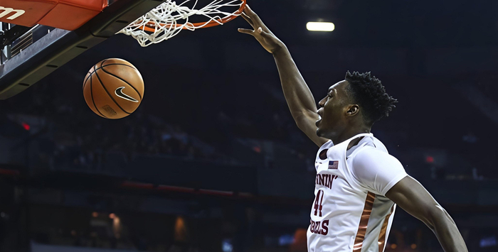 43分神迹难掩广东内线危机，麦考尔续约悬于刀尖